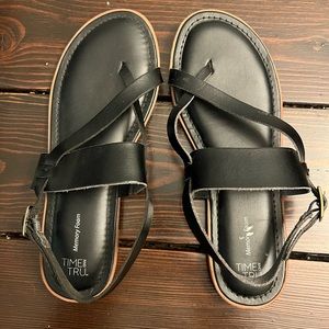 Time and Tru Sandals